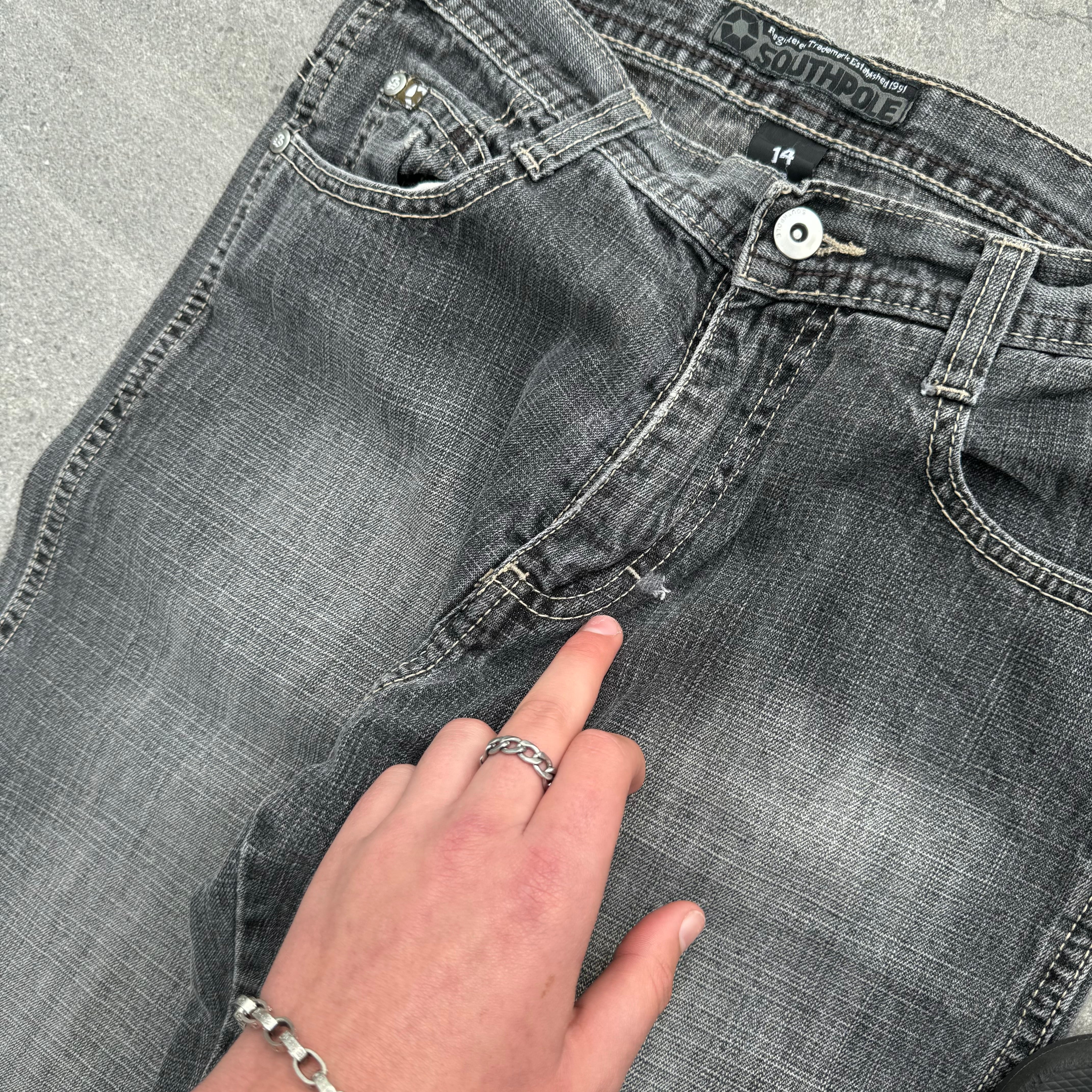 Thumb 4